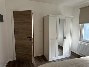 Iron/ironing board, free WiFi