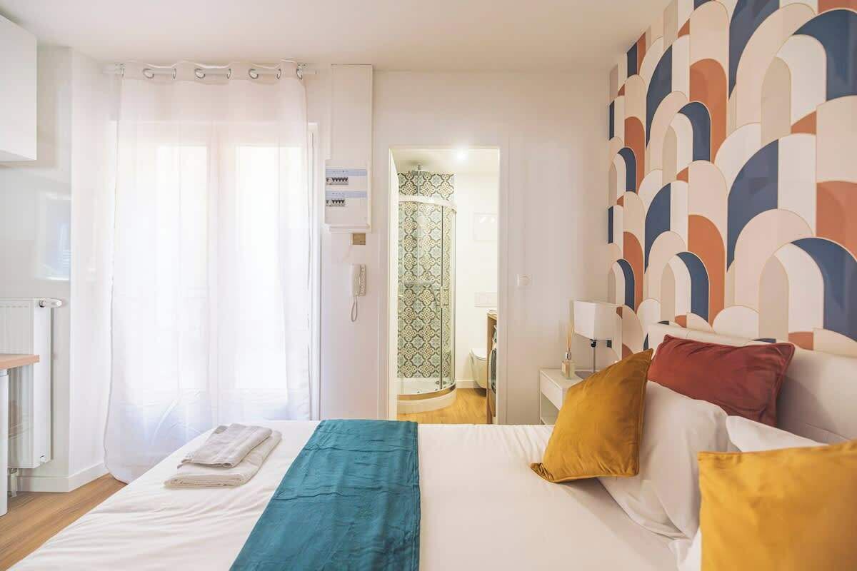 1 bedroom, iron/ironing board, travel crib, WiFi