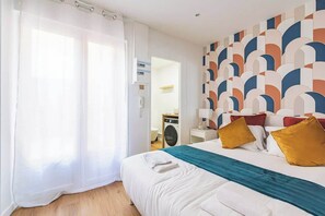 1 bedroom, iron/ironing board, travel cot, WiFi