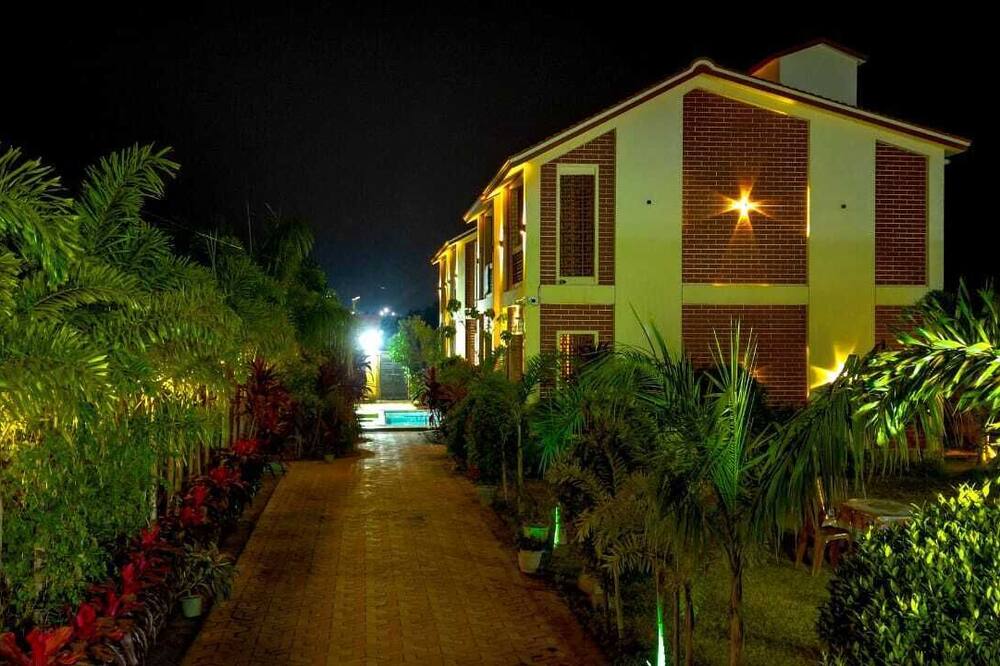 XYLEM SEA SIDE RESORT - Biranarasinghpur