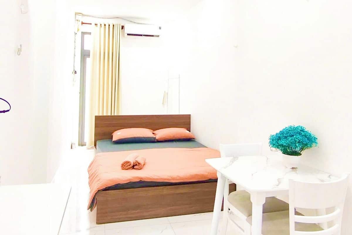 Superior Double Room, Balcony | Desk, laptop workspace, free WiFi