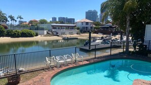 Pool - Exclusive Sunrise Room (Surfers Paradise)
