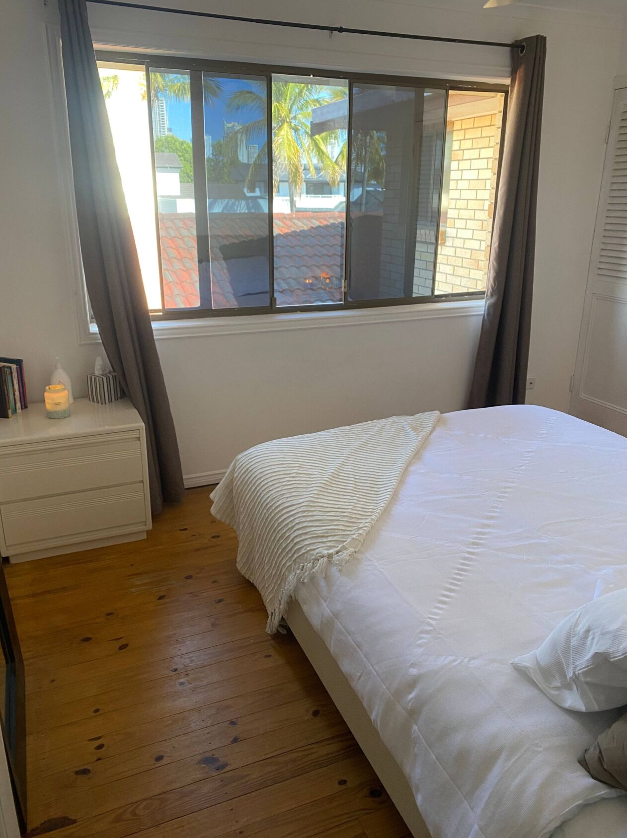 5 室のベッドルーム、インターネット、ベッドシーツ