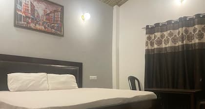 Orchard Hill Retreat