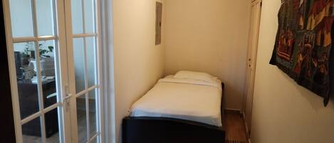 2 bedrooms, Internet