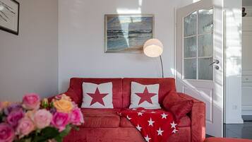 Fernseher, Tischtennisplatte