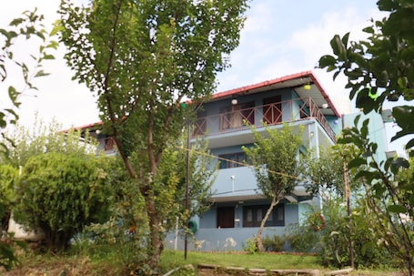 Fachada de la propiedad