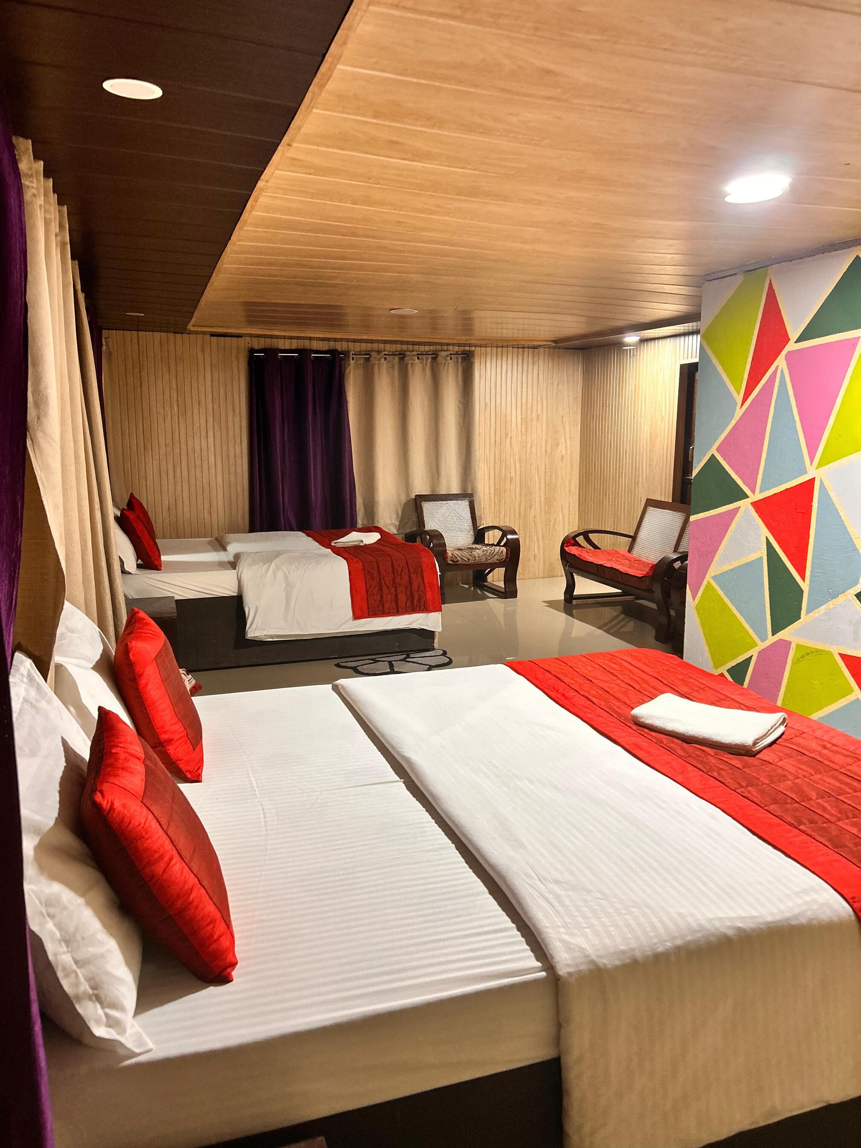 Deluxe kamer | Een strijkplank/strijkijzer, gratis wifi, beddengoed