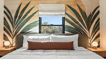 5 bedrooms, in-room safe, desk, iron/ironing board