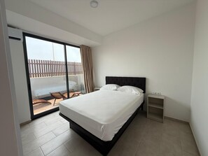 3 Schlafzimmer, Bügeleisen/Bügelbrett, Internetzugang, Bettwäsche