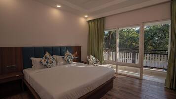 豪華客房 | 書桌、筆電工作空間