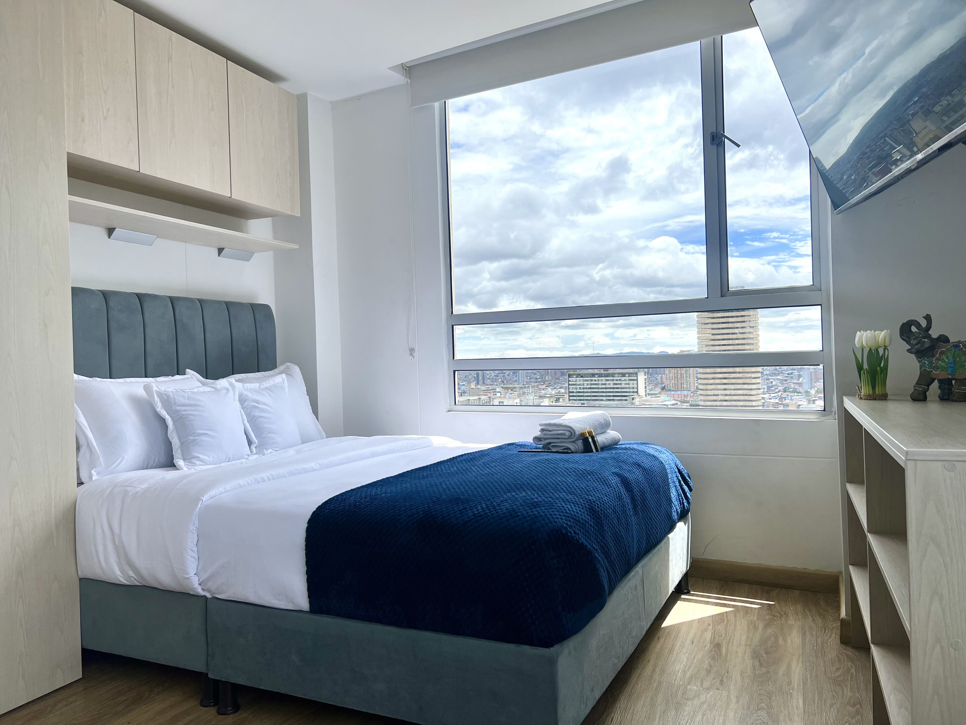 Comfort Loft, City View | Blackout curtains, free WiFi