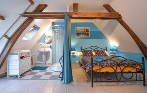 3 Schlafzimmer, Reisekinderbett, kostenloses WLAN