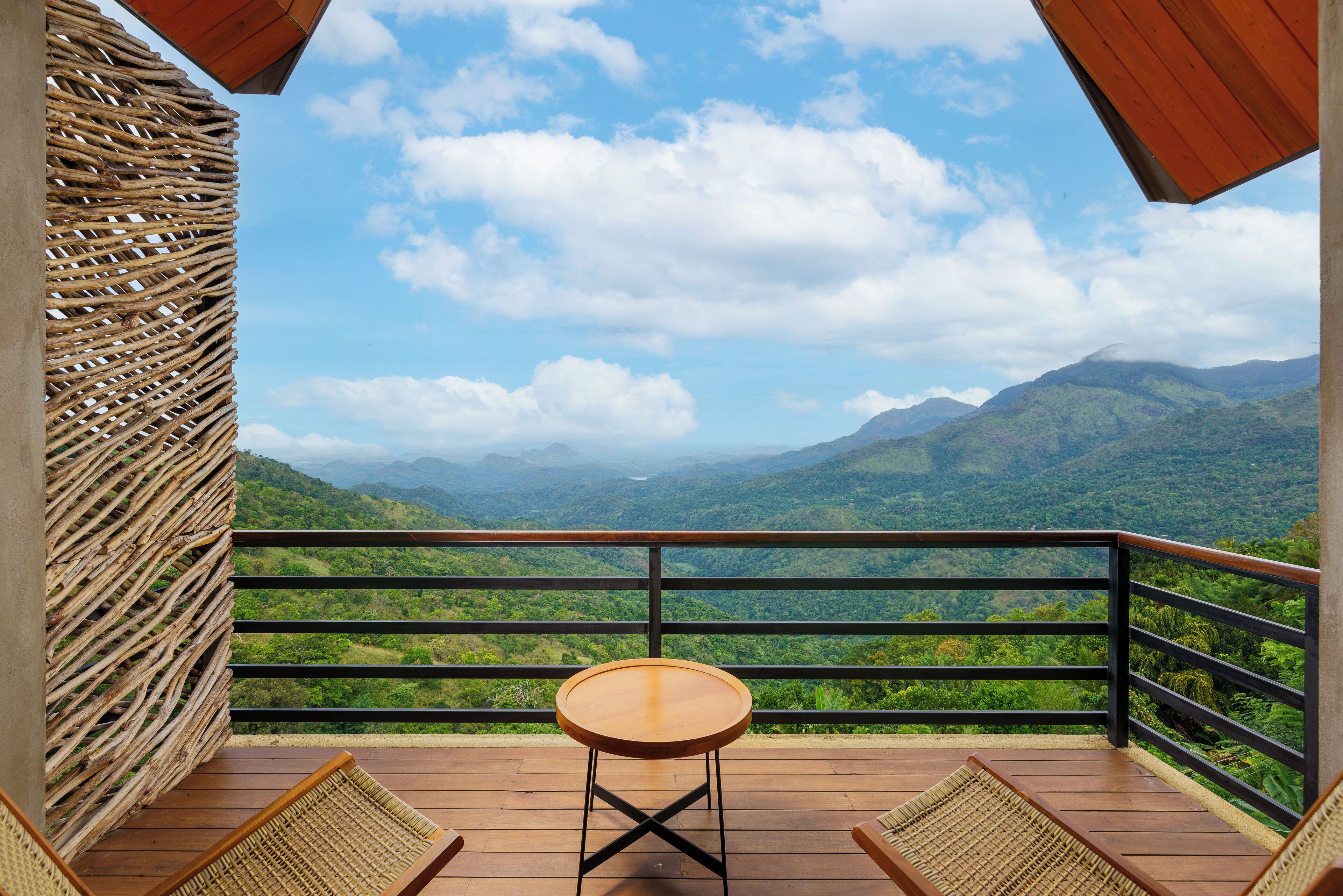 Luxury Suite, Balcony, Garden View | In-room safe, iron/ironing board, free WiFi