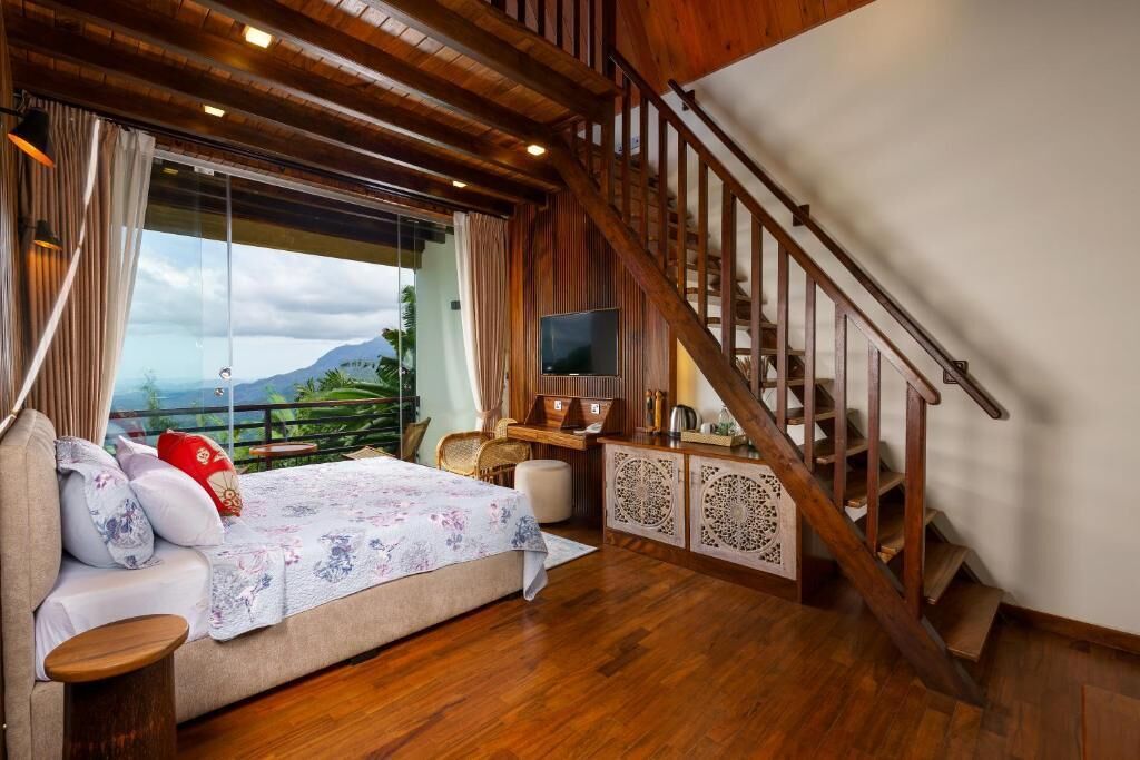 Superior Chalet, Balcony, Garden View | In-room safe, iron/ironing board, free WiFi