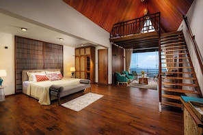 Luxury Suite, Balcony, Garden View