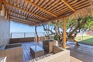 Terrace/patio - Spacious 3BR Oceanfront Retreat Paea, Tahiti (Pā'ea)