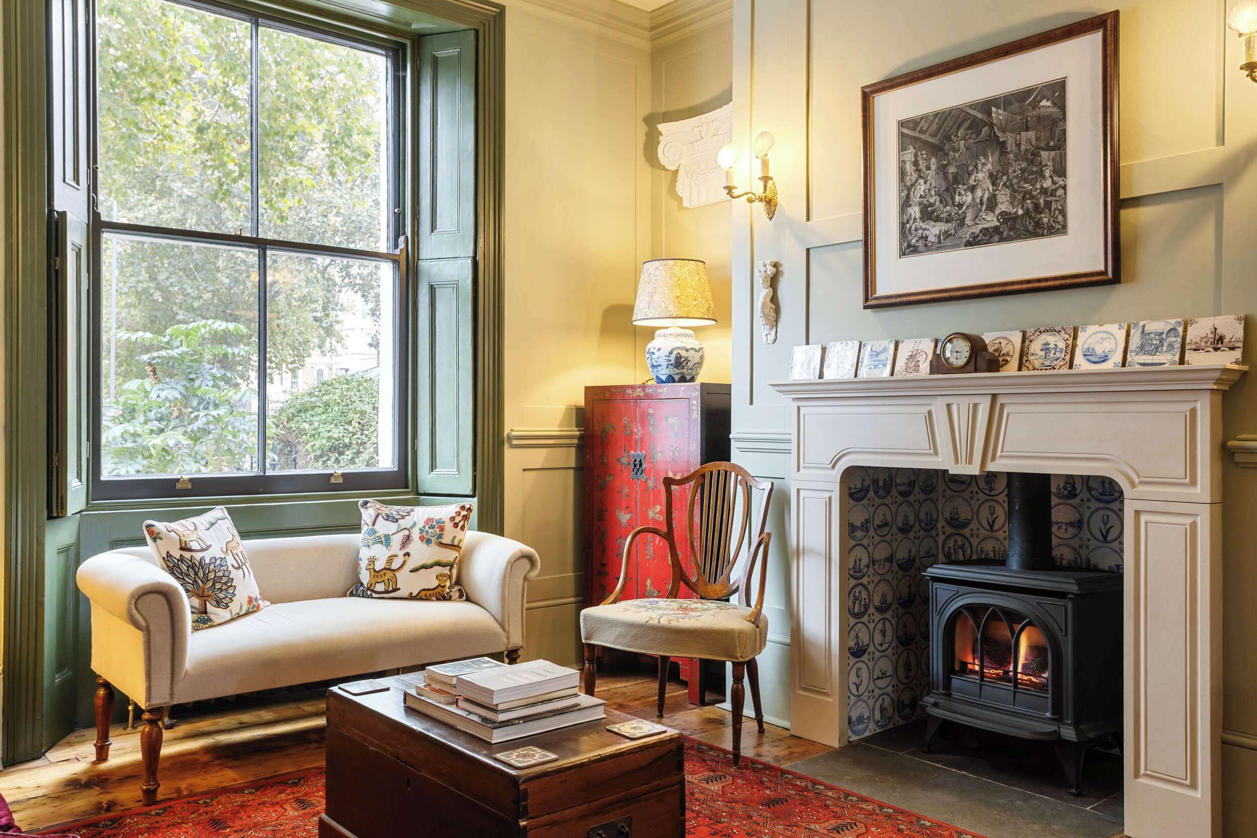 TV, fireplace, offices