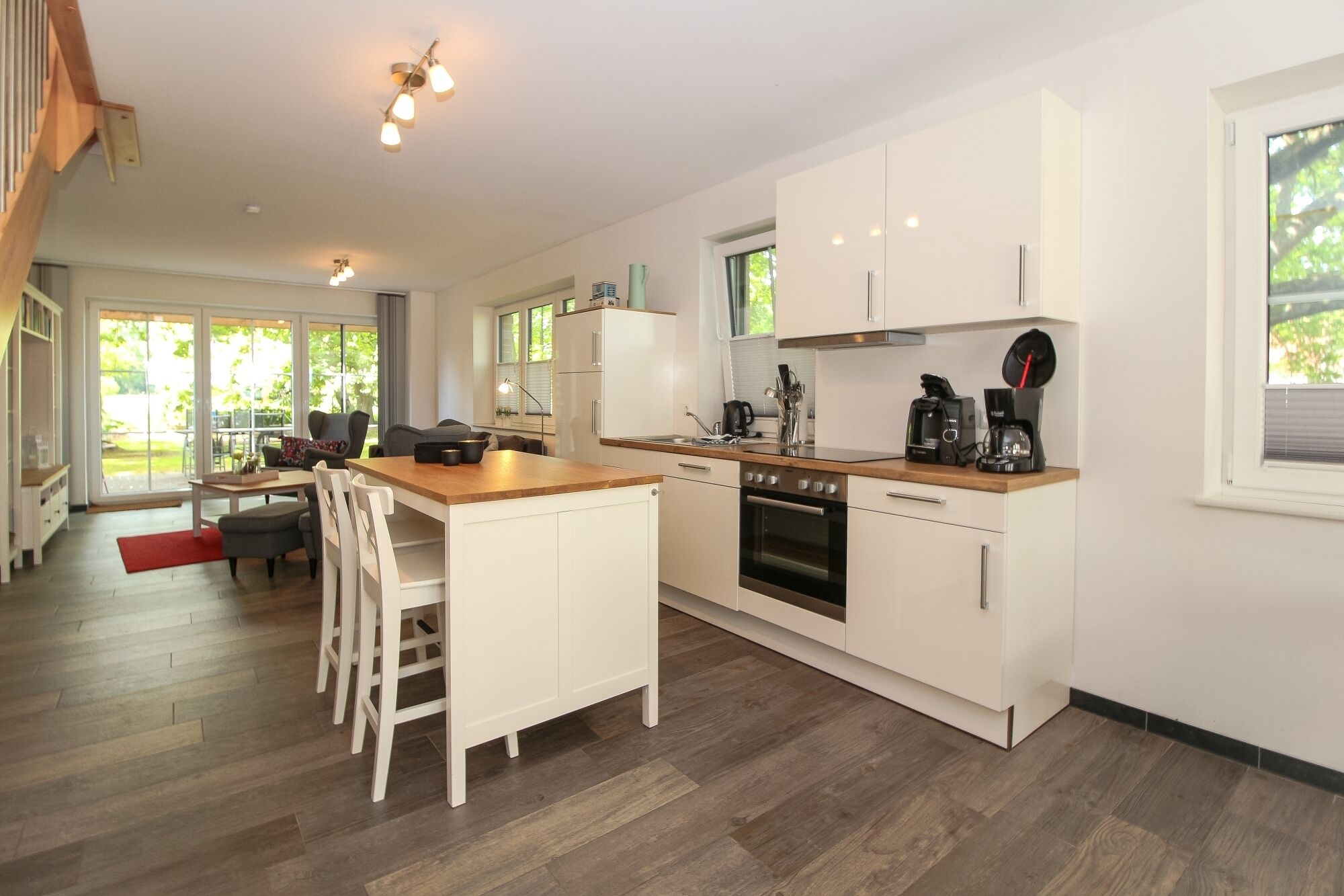 Refrigerador, horno, parrilla de estufa y lavavajillas 