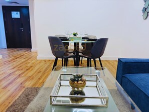 Living room - RAK F 413 (Ras Al Khaimah)