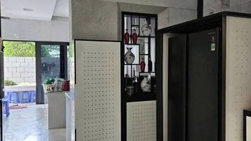 Basic Apartment | Minibar, free WiFi