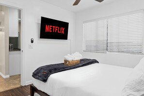 2 habitaciones, tabla de planchar con plancha, wifi y ropa de cama 