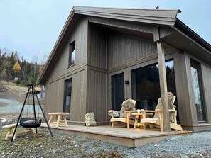 Terrace/patio - Cozy Family Cabin Ski Centre, Shuttle bus (Krodsherad)