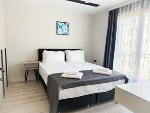 Superior Apartment, Kitchen | Iron/ironing board, free WiFi, bed sheets