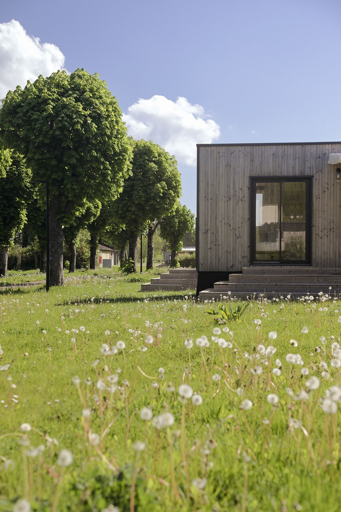 Bungalow, River View | WiFi