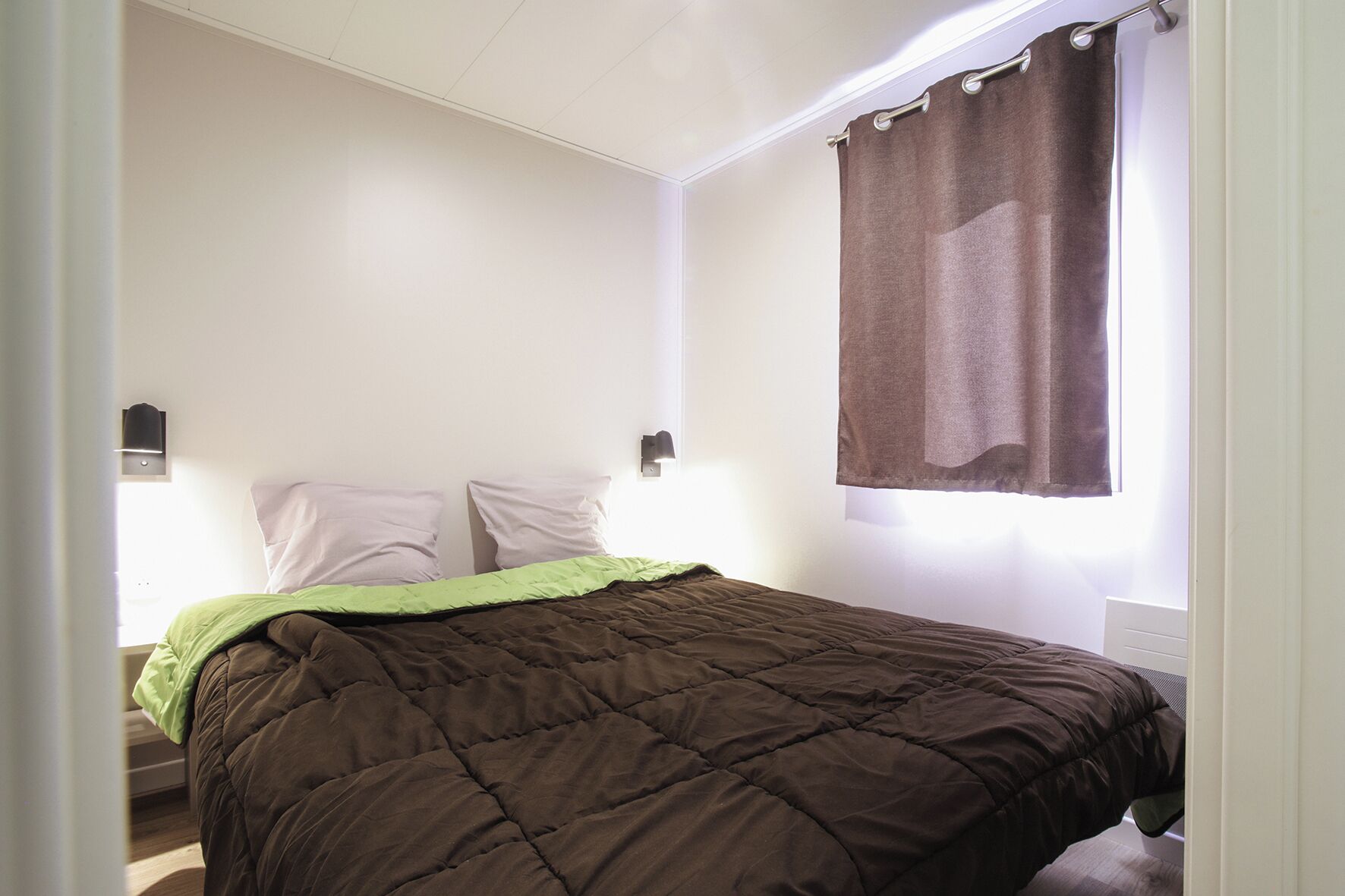 Bungalow, River View