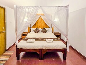 Deluxe Double Room, Pool View