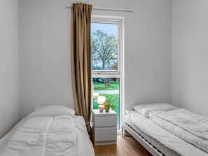 3 bedrooms, internet