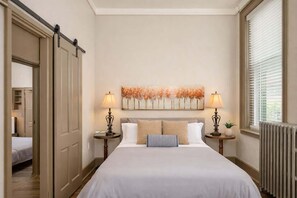 Imagen sin descripción, 3 de 18, botón