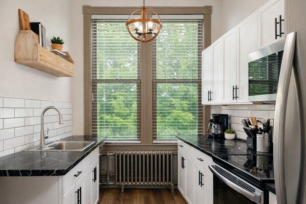 Imagen sin descripción, 1 de 18, botón