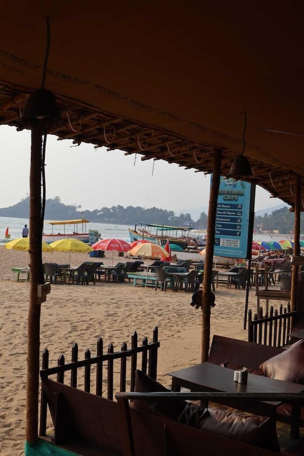 Beach - Nirvana Beach Cottages (Canacona)