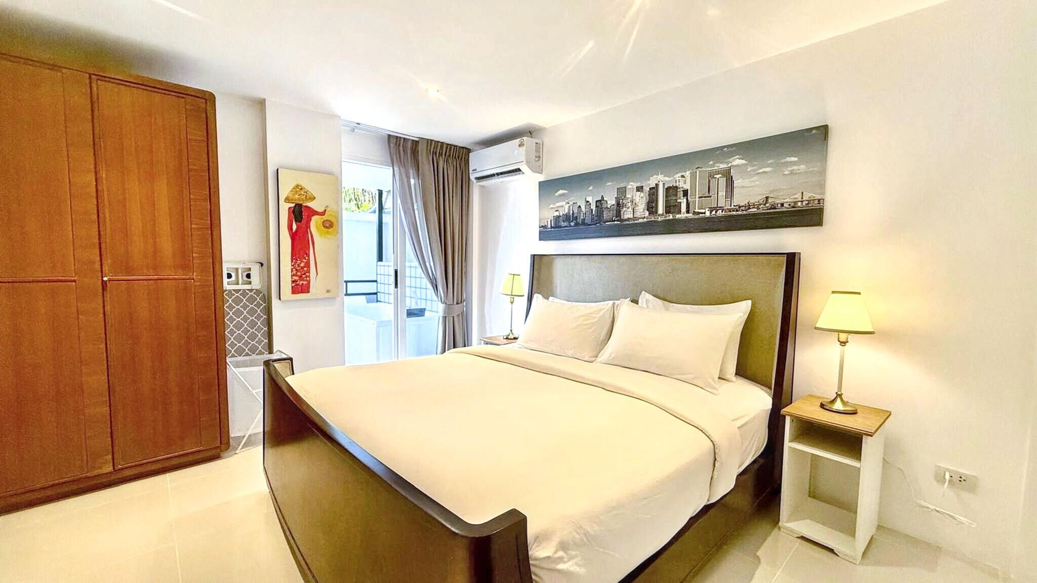 1 bedroom, iron/ironing board, internet, bed sheets