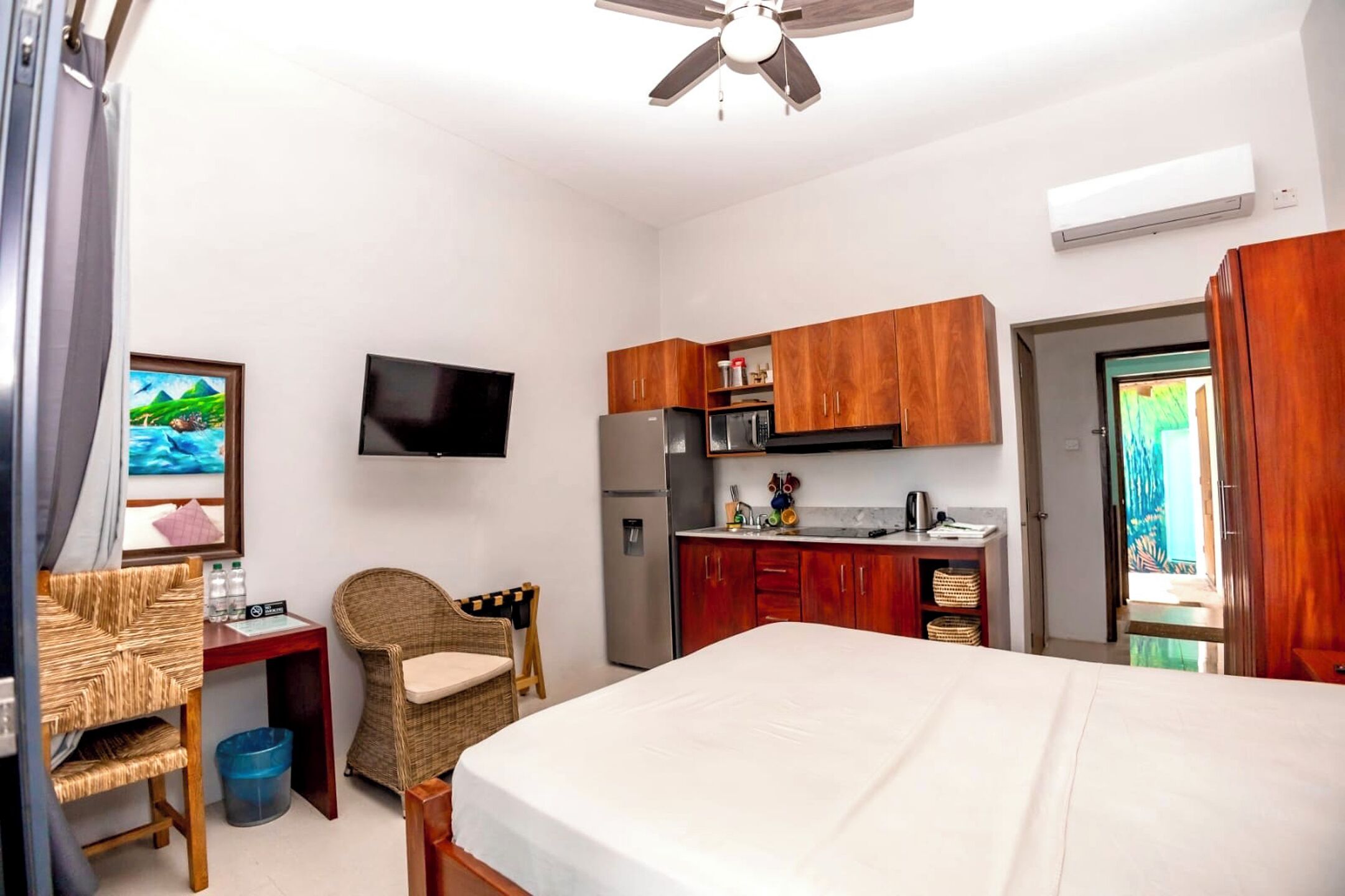 1 quarto, ferros/tábuas de passar roupa, acesso à internet