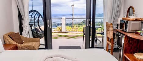 1 bedroom, iron/ironing board, internet, bed sheets