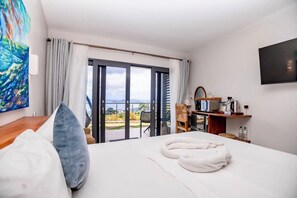 1 bedroom, iron/ironing board, internet, bed sheets - Hammock Shack-Shack - by ZenBreak (Morne Fortune)