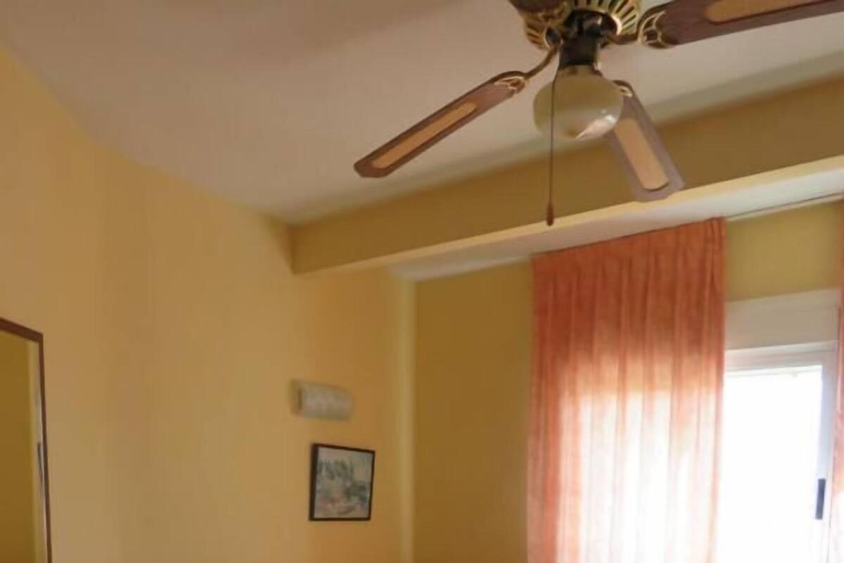 Single Room | WiFi (free)