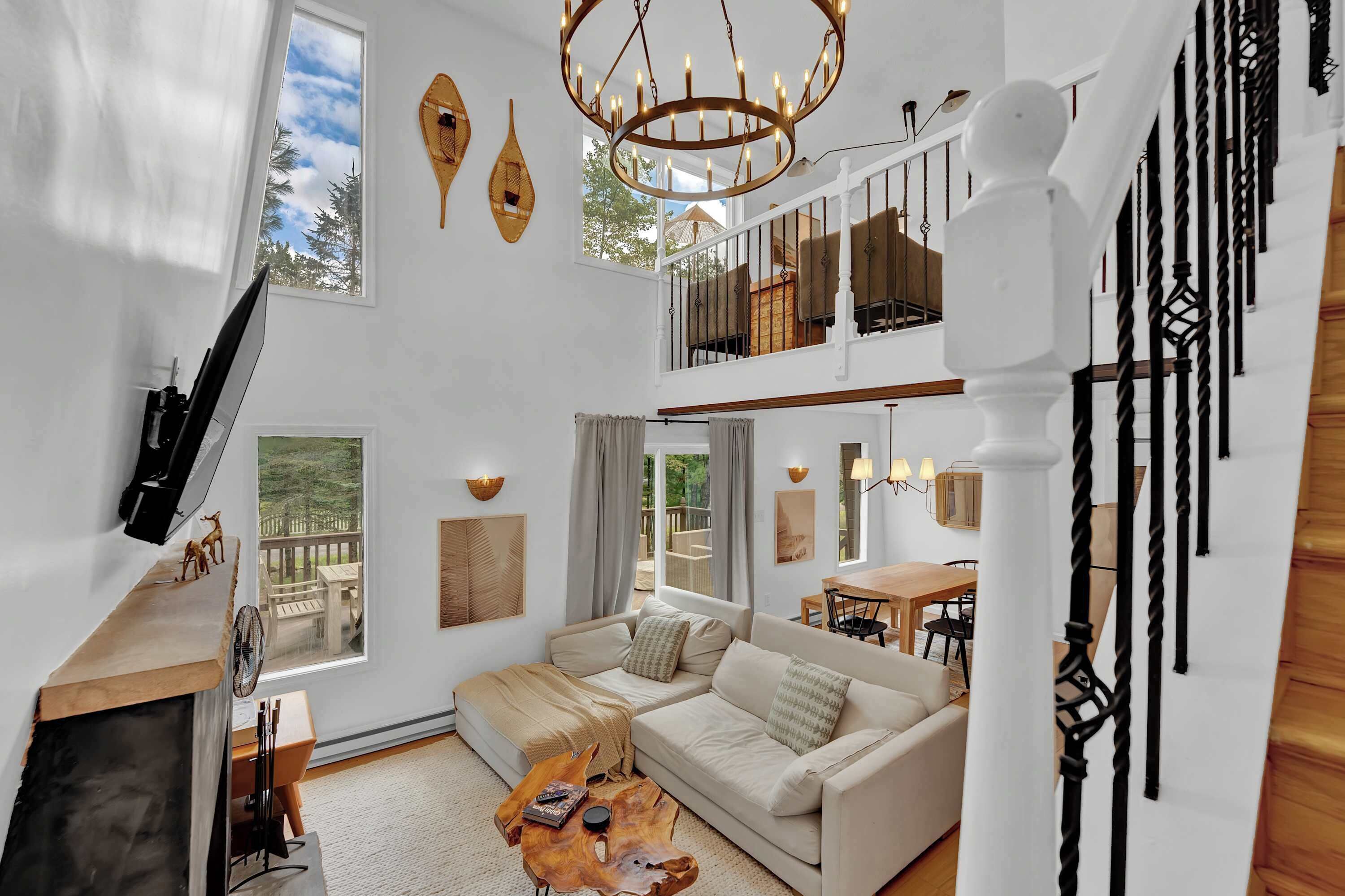 Télévision, cheminée