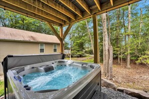 Unclassified image, 4 of 93, button