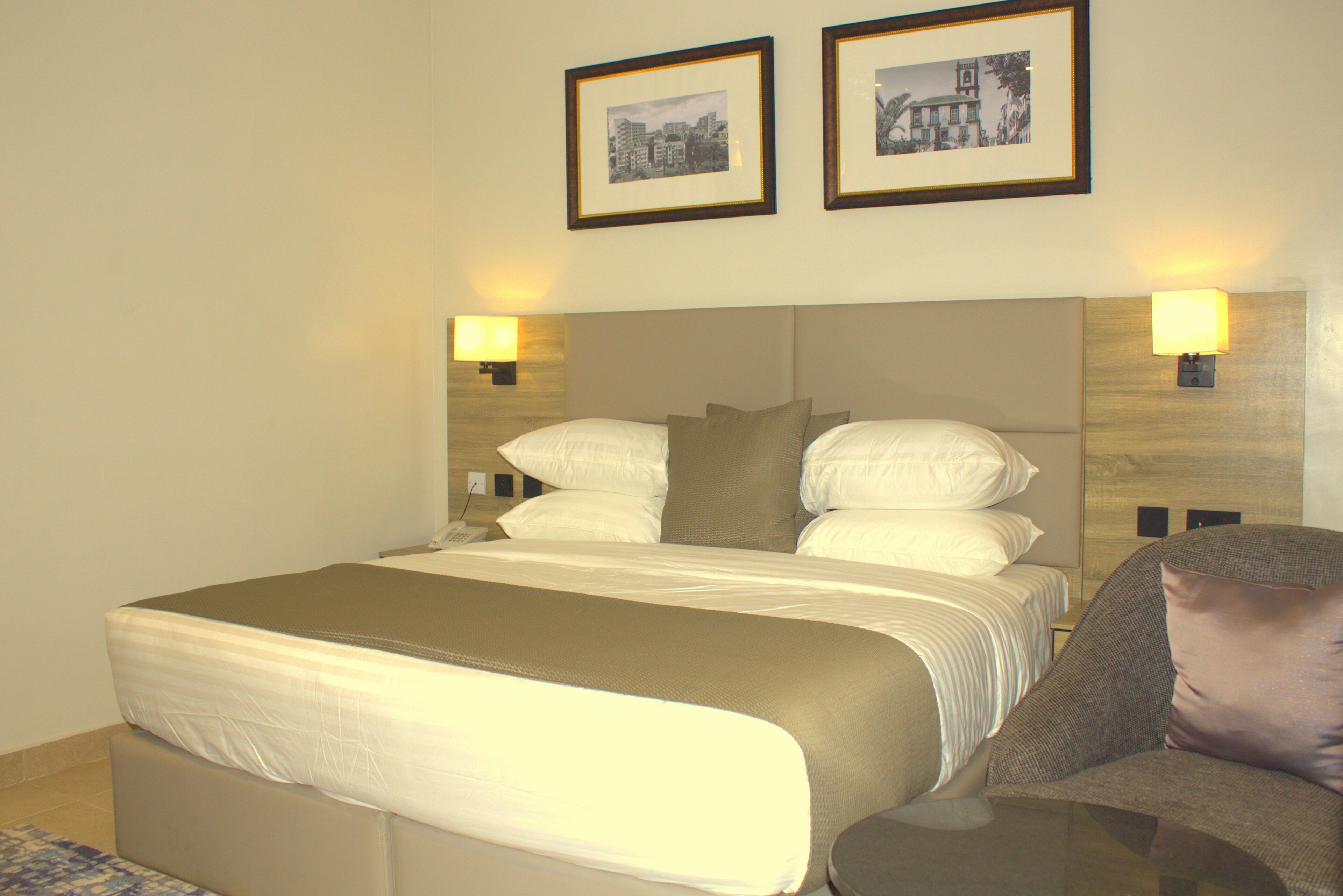 Chambre Standard | Coffres-forts dans les chambres, bureau