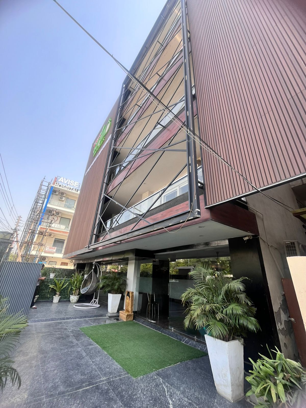 واجهة المنشأة