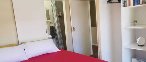 2 Schlafzimmer, Schreibtisch, kostenloses WLAN, Bettwäsche