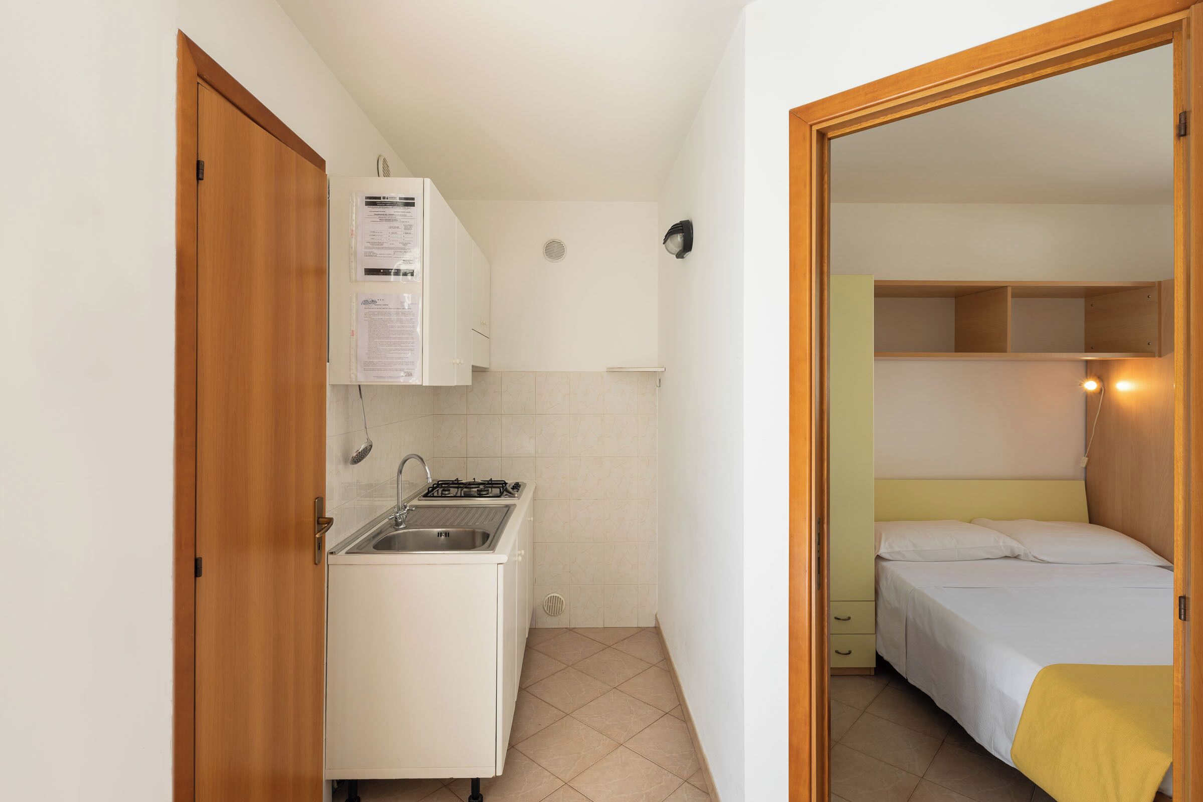 Bungalow familiar, vista al jardín | Escritorio y wifi 