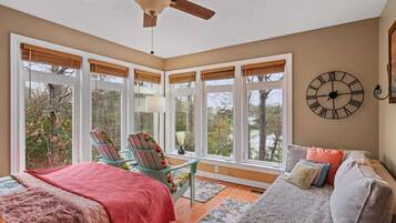 4 chambres, fer et planche Ă repasser, lit parapluie, Wi-Fi