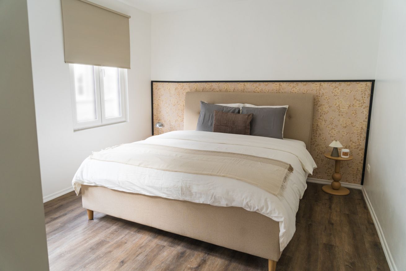 1 bedroom, iron/ironing board, bed sheets
