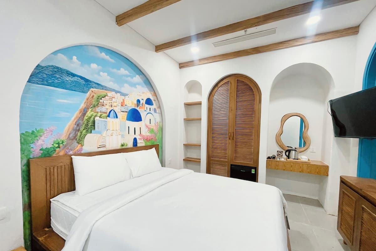 Standard Double Room, Non Smoking, Air conditioning | Blackout drapes, free WiFi, bed sheets