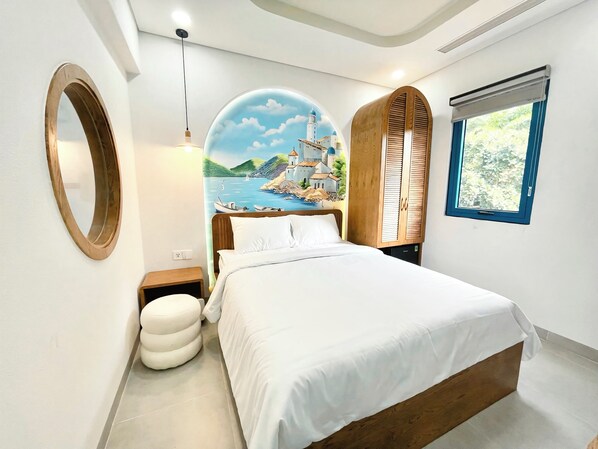 パノラミック ダブルルーム 禁煙 冷房 | 遮光カーテン、WiFi (無料)、ベッドシーツ